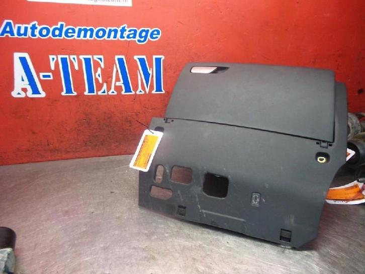 COMPARTIMENT A GANTS A3 Sportback (8VA / 8VF) (B10593B), Autos : Pièces & Accessoires, Tableau de bord & Interrupteurs, Audi, Utilisé