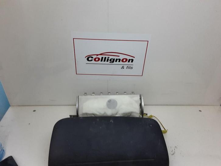 AIRBAG PASSAGIER Toyota Hilux III (739700W150), Auto-onderdelen, Overige Auto-onderdelen, Toyota, Gebruikt