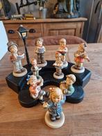 Hummel goebel zangkoor op podium, Ophalen of Verzenden, Hummel