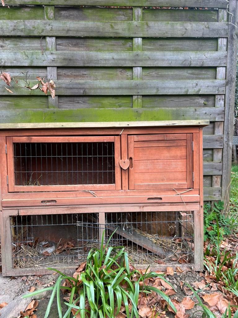 Buitenhok voor konijnen - GRATIS, Ophalen, Gebruikt