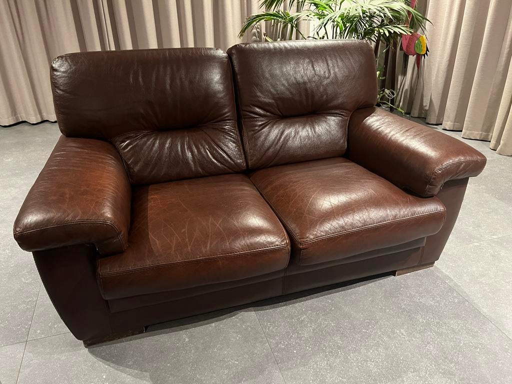 Canapé 2 places en cuir marron en bon état, 75 à 100 cm, 150 à 200 cm, Enlèvement, Utilisé