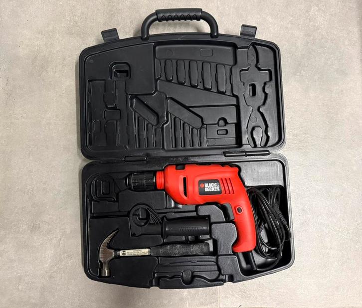 Foreuse à percussion Black & Decker 550W, Bricolage & Construction, Outillage | Outillage à main, Utilisé, Enlèvement