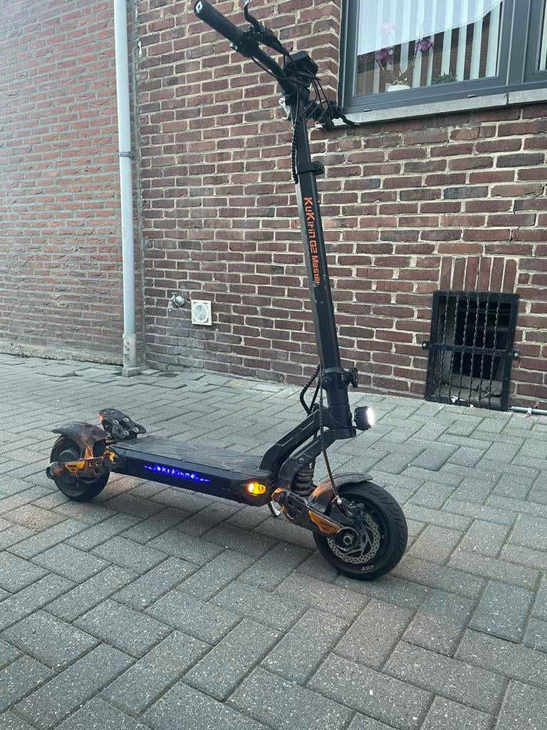 Kuniri g2 Master, Fietsen en Brommers, Steps, Zo goed als nieuw, Ophalen of Verzenden