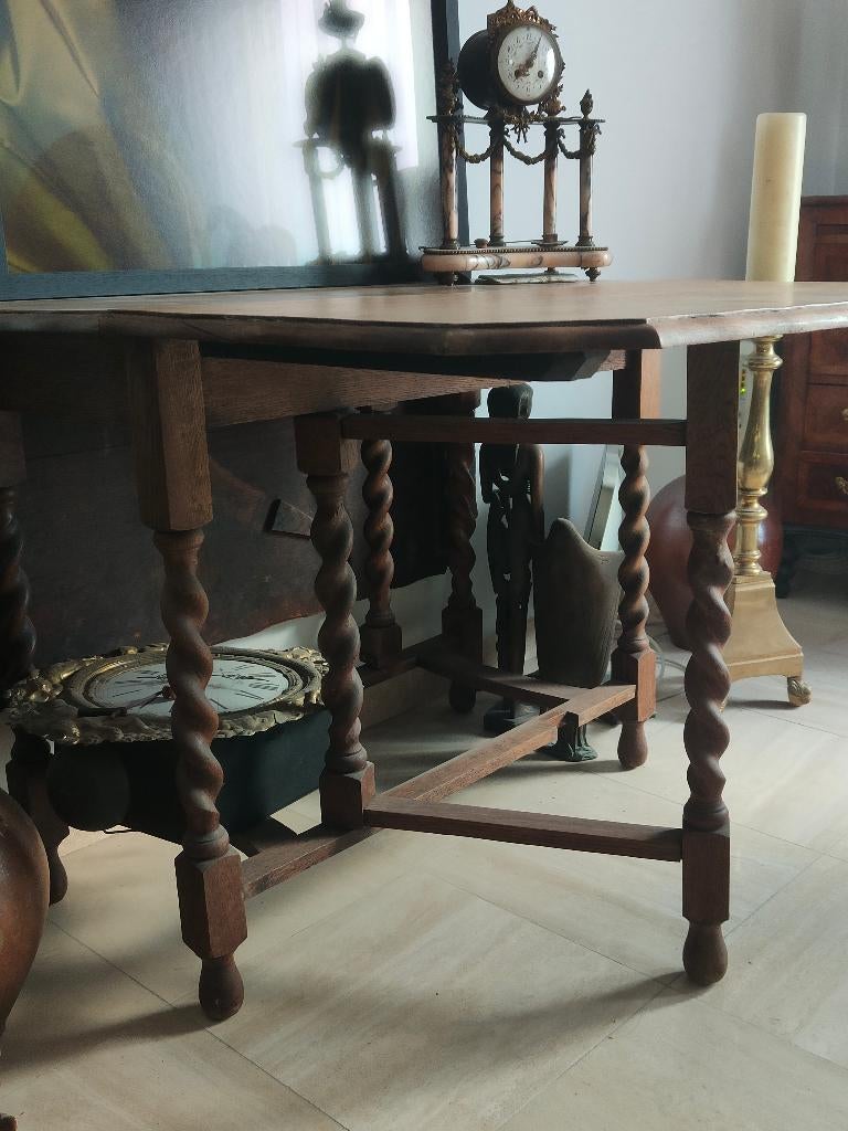 pittig antieke klaptafel, Ophalen