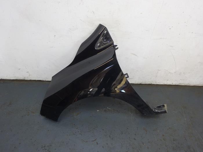 Scherm links-voor van een Renault Clio (TEGNE), Gebruikt, -, Renault, -