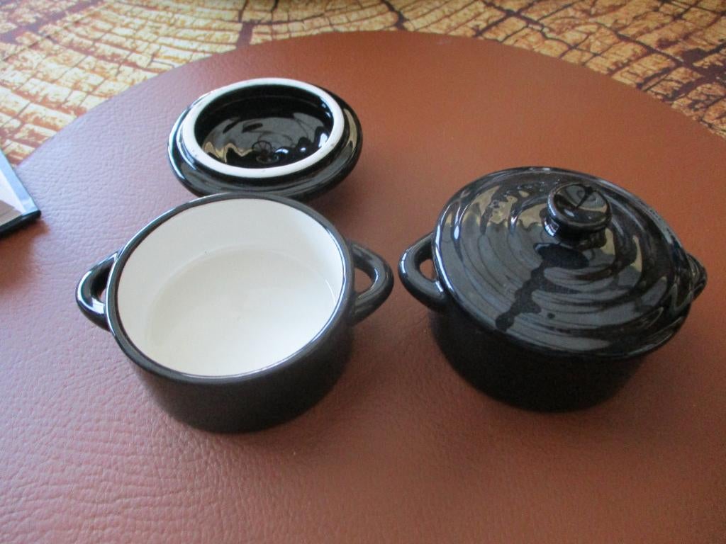 2 blauwe stenen kookpotjes, Maison & Meubles, Cuisine | Casseroles & Poêles, Enlèvement ou Envoi, Neuf, Autres matériaux, Autres types