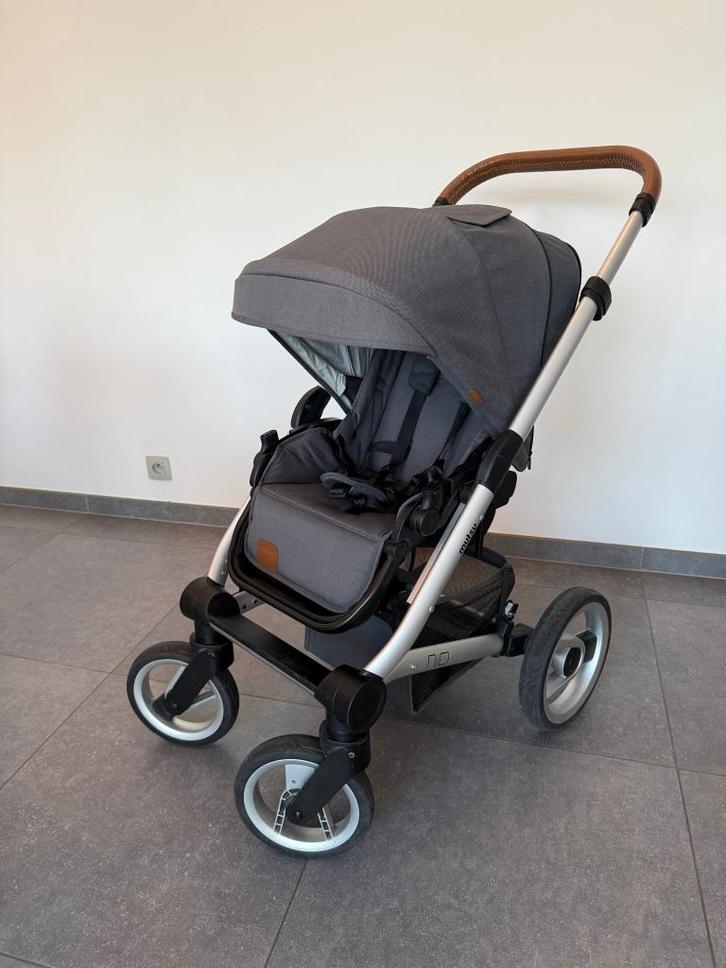 Mutsy Nio N. Grey Silver Cognac Complete set + accessoires, Enfants & Bébés, Poussettes & Combinaisons, Utilisé, Poussette, Mutsy