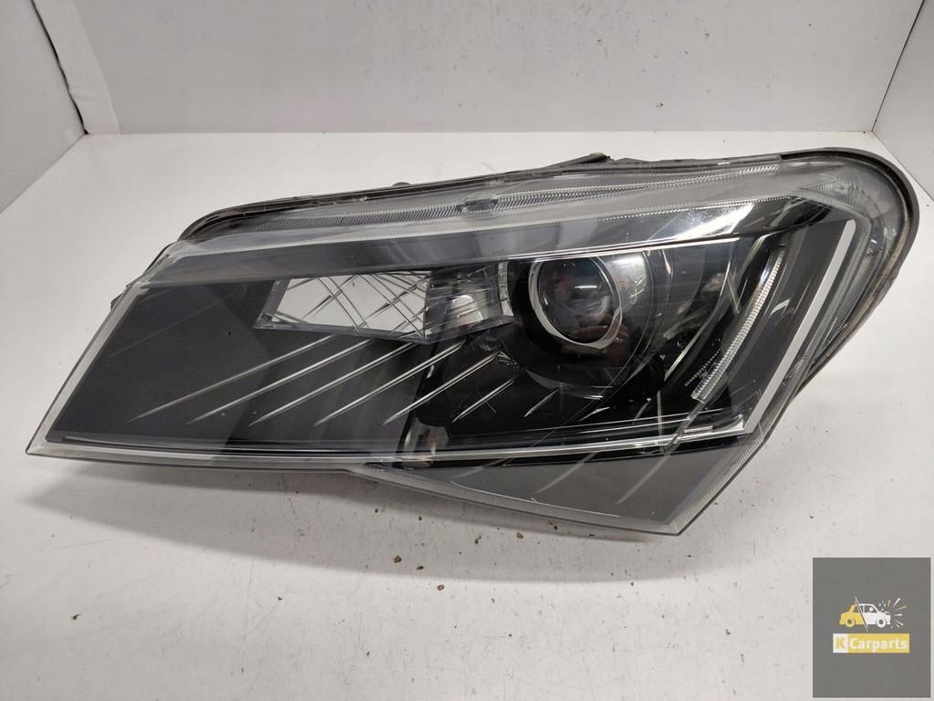 3V1.941.015.A, biellettes de phares au x non A pour Skoda Su, Infoline@skoda-auto.cz, Tr. Vaclava Klementa 869
293 01  Mlada Boleslav, CZ