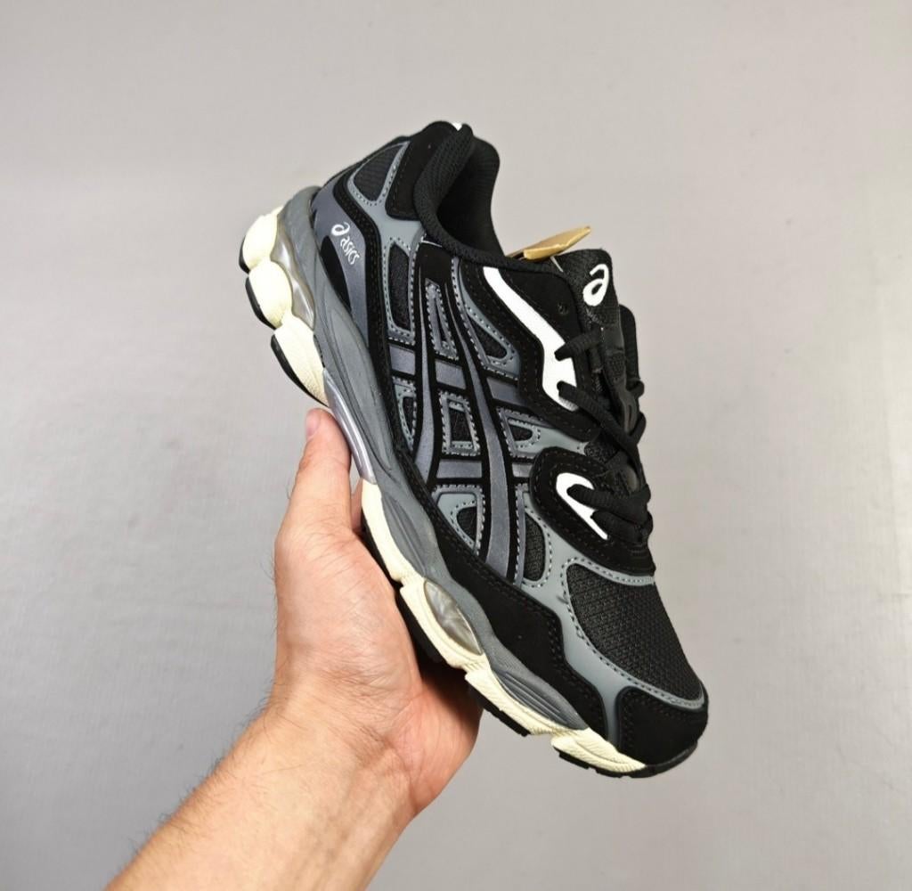 Asics Gel NYC Zwart - MEERDERE MATEN, Verzenden, Nieuw, Zwart, Sneakers