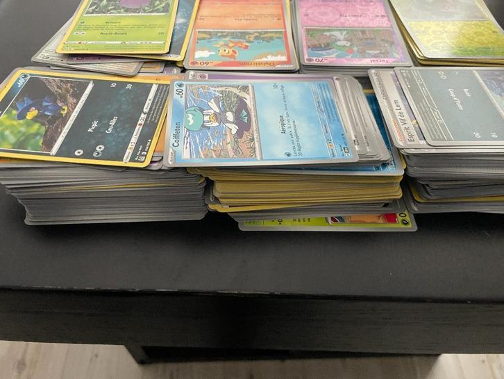 Lot de carte pokemon, Hobby & Loisirs créatifs, Jeux de cartes à collectionner | Pokémon, Comme neuf, Cartes en vrac, Enlèvement ou Envoi