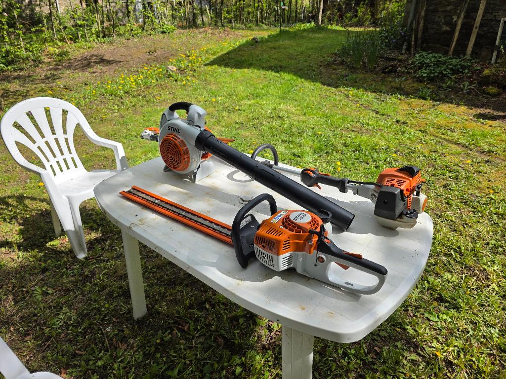 stihl taille-haie Lot 3 machine, Jardin & Terrasse, Taille-haies, Comme neuf, Essence, Enlèvement