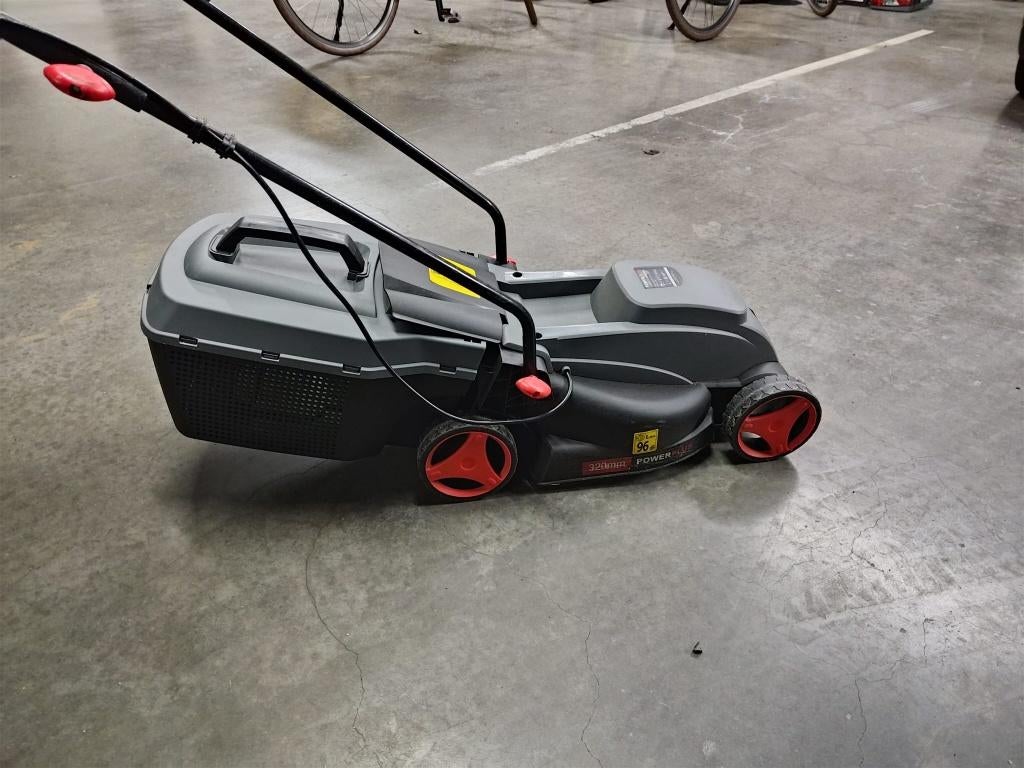 electrische grasmaaier, Ophalen, Zo goed als nieuw, Elektrische grasmaaier, Opvangbak