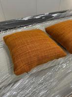 NIEUWSTAAT Minotti Sierkussens 2x - NP €750 p/st, Ophalen of Verzenden, Zo goed als nieuw, Overige kleuren, Vierkant