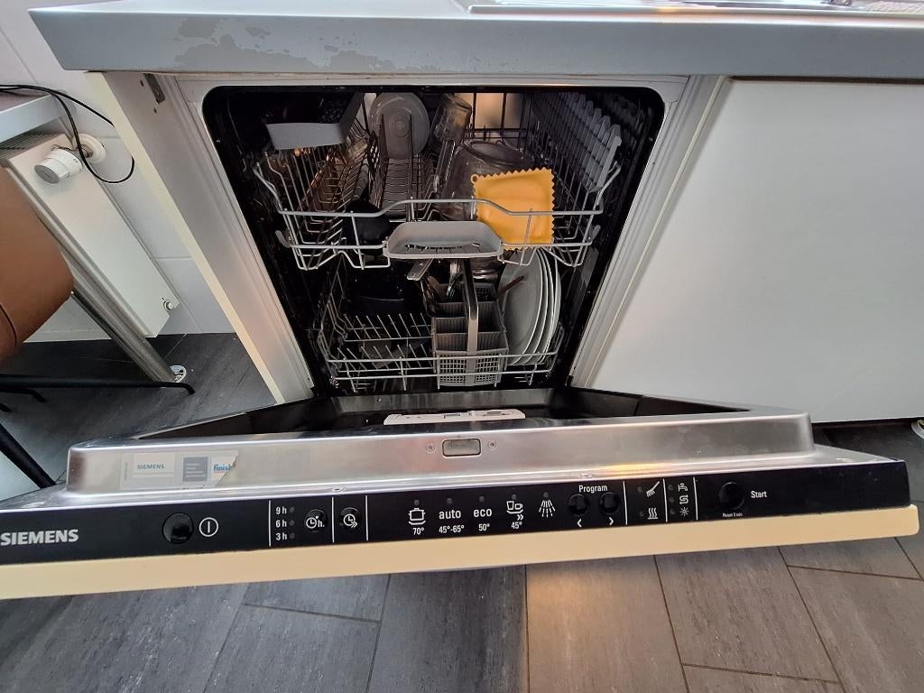 vaatwas, Electroménager, Lave-vaisselle, Utilisé, Encastré, Moins de 85 cm, 45 à 60 cm, Classe énergétique A ou plus économe, Programme éco