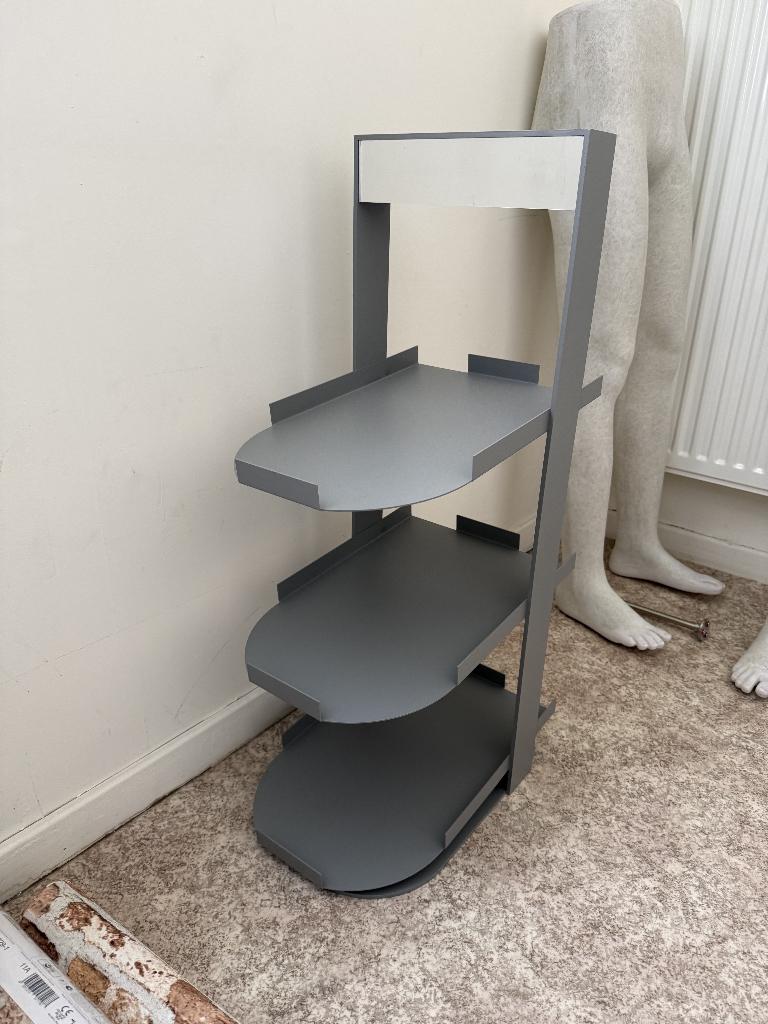 Présentoir en métal pour accessoires, chapeaux ou casquettes, Enlèvement