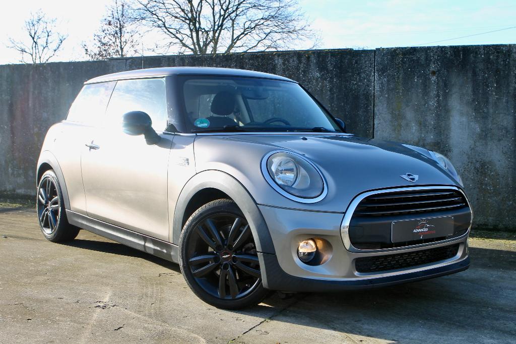 Mini One 1.2 benzine - Airco - PDC - JCW velgen, Auto's, Mini, Bedrijf, Te koop, One, ABS, Airbags, Airconditioning, Bluetooth