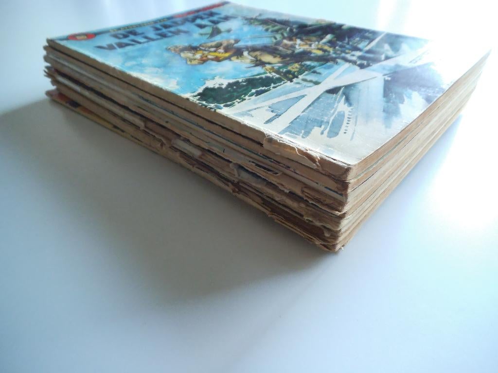 Lot 10 strips Buck Danny jaren '60, Livres, BD, Utilisé, Plusieurs BD, Enlèvement ou Envoi