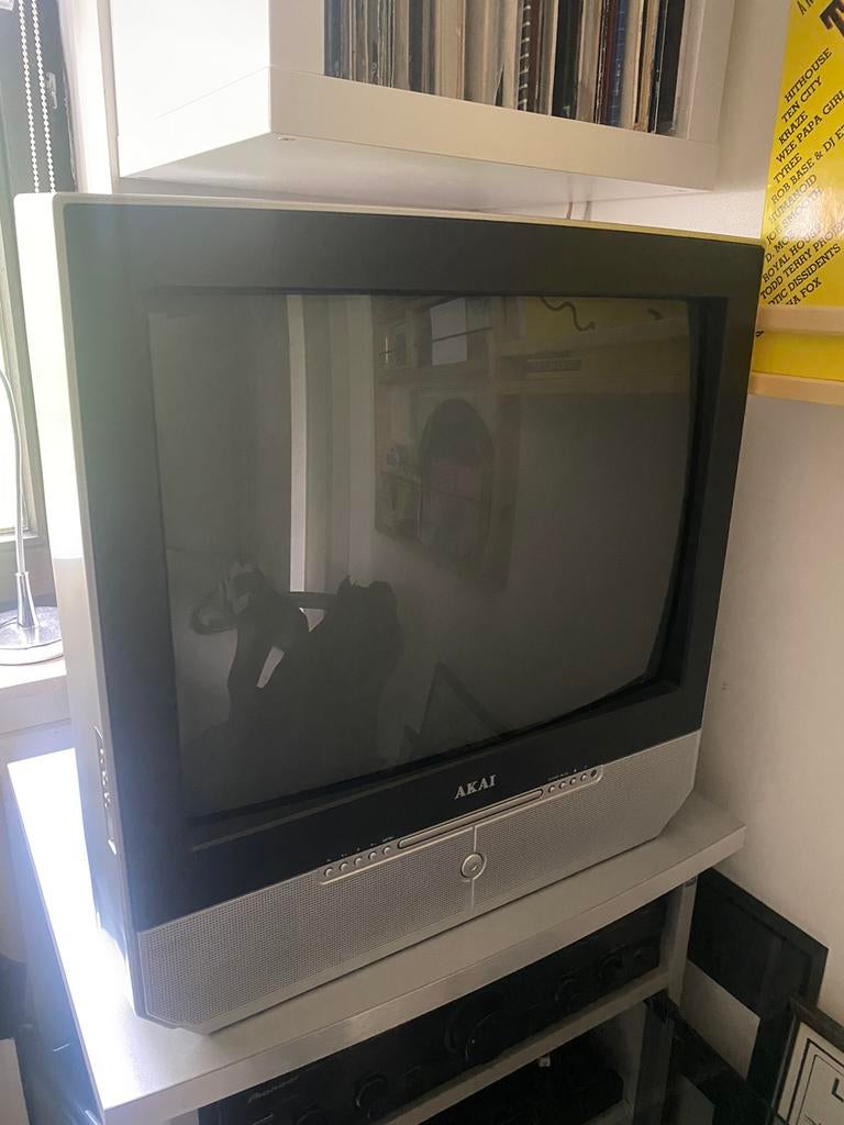 Akai combi crt tv dvd, Ophalen, Gebruikt