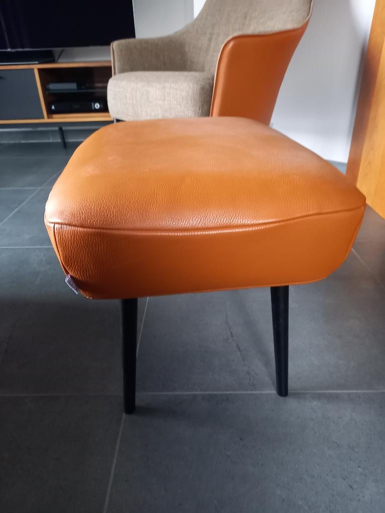 Stevige poef van het merk JORI, Huis en Inrichting, Ophalen, Nieuw