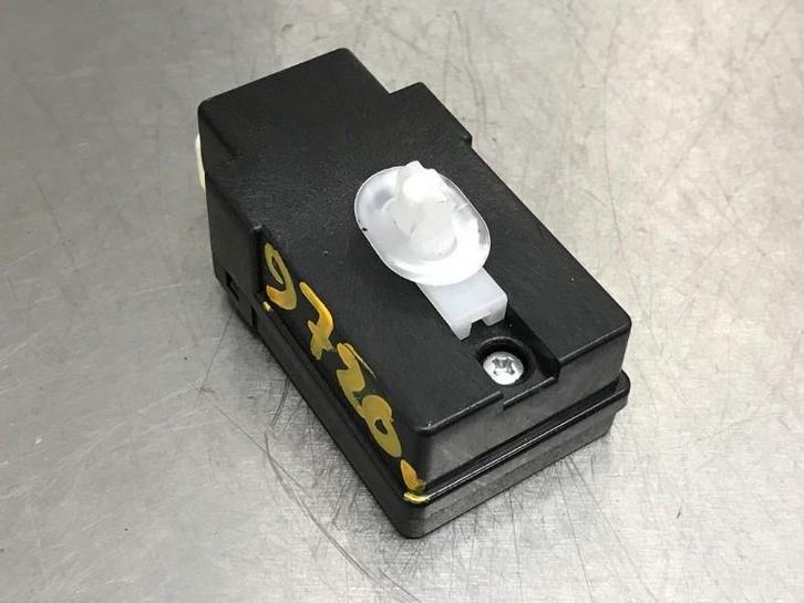 COMPUTER DIVERSEN Lexus CT 200h (|8651676010|), Auto-onderdelen, Elektronica en Kabels, Lexus, Gebruikt