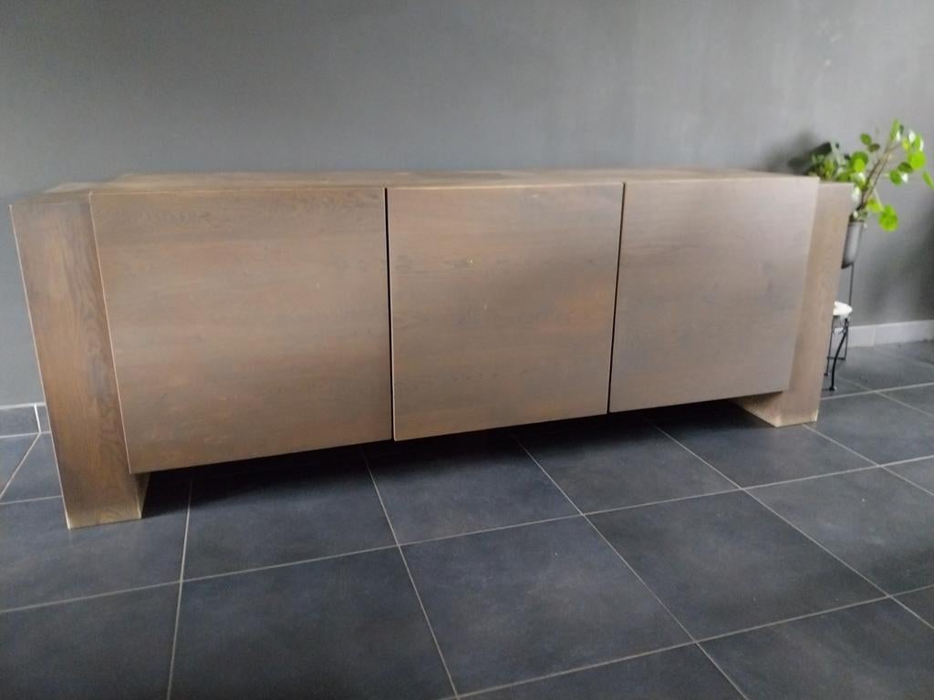 Eiken dressoir en tv meubel, Huis en Inrichting, Kasten | Dressoirs, Gebruikt, 200 cm of meer, 50 tot 75 cm, Met deur(en), Eikenhout