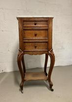 Antiek kastje met marmeren blad op wieltjes, Antiek en Kunst, Ophalen