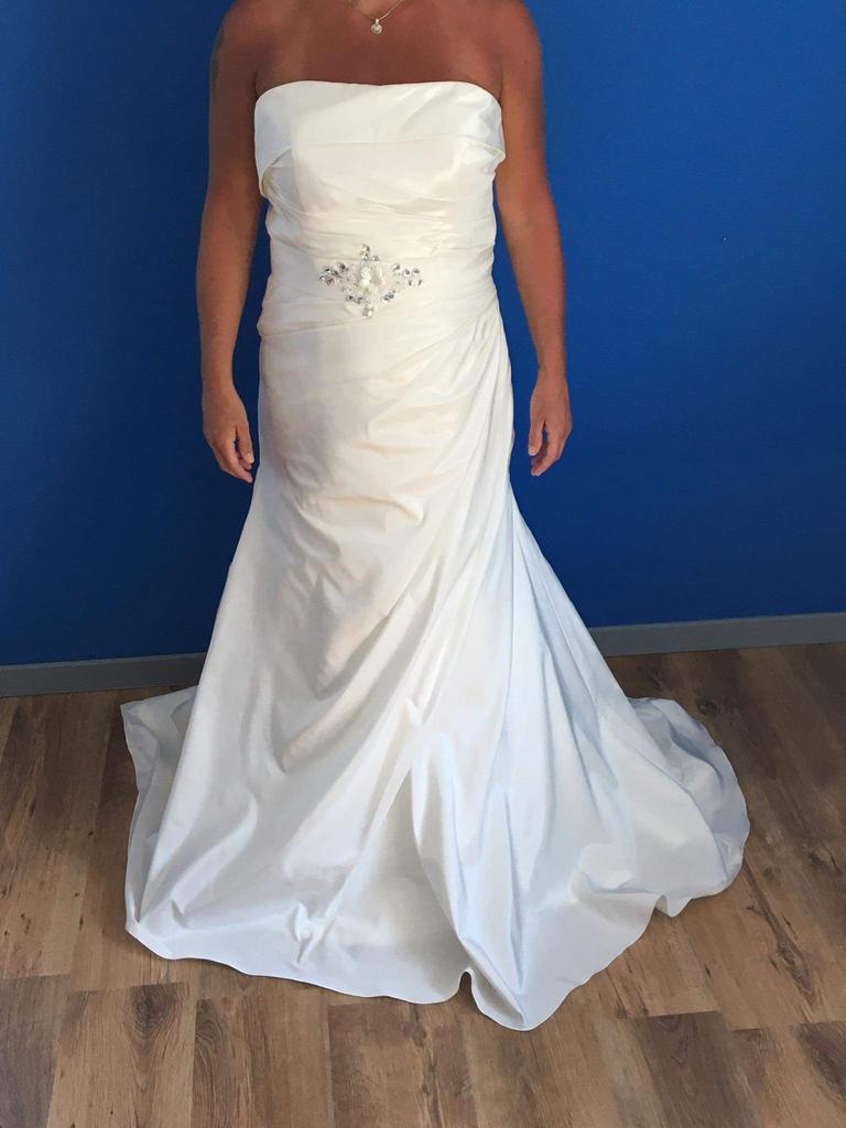 Trouwkleed wit lang, Vêtements | Femmes, Vêtements de mariage & Accessoires de mariage, Enlèvement, Comme neuf, Blanc