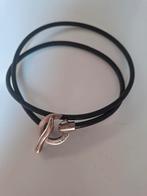 Collier ras de cou cuir noir Uno de 59, Bijoux, Sacs & Beauté, Colliers, Enlèvement ou Envoi, Avec pendentif, Comme neuf, Argent