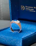 18 karaat gouden ring met natuurlijke diamant en tanzaniet!, Handtassen en Accessoires, Ringen, 18 tot 19, Ophalen of Verzenden