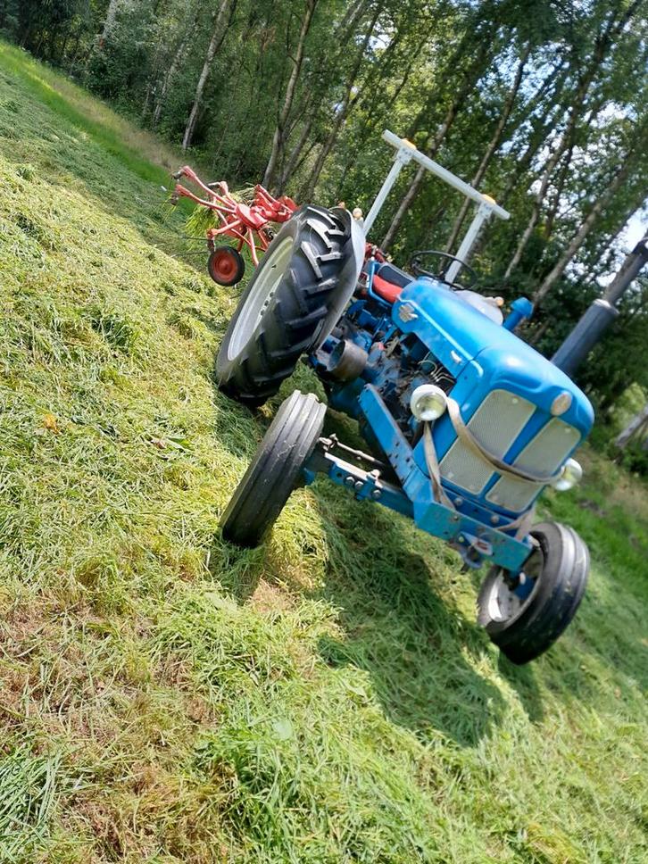 Sirocco rolbeugel fordson met typeplaatje, Zakelijke goederen, Landbouw | Tractoren, Ophalen