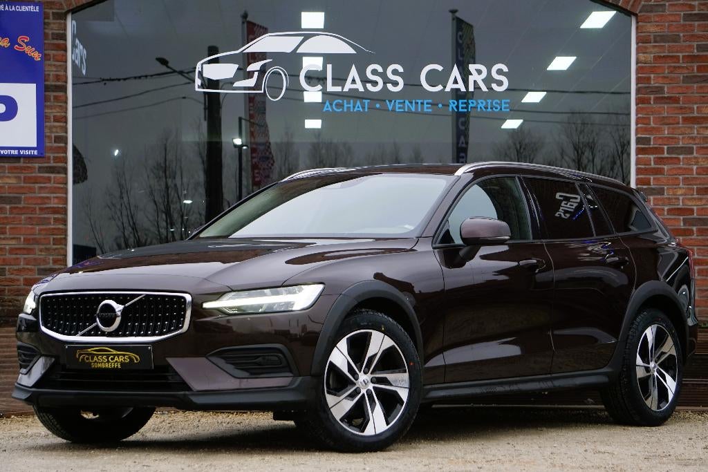 Volvo V60 Cross Country 2.0 D3 AWD Cockpit  CARPLAY, Auto's, Volvo, Automaat, 4 cilinders, Lichtsensor, Leder
