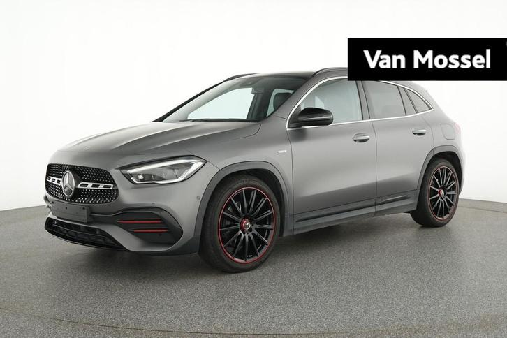 Mercedes-Benz GLA 180 d AMG Line + SPECIAL EDITION + LEDER +, Auto's, Mercedes-Benz, Bedrijf, Te koop, GLA, ABS, Achteruitrijcamera