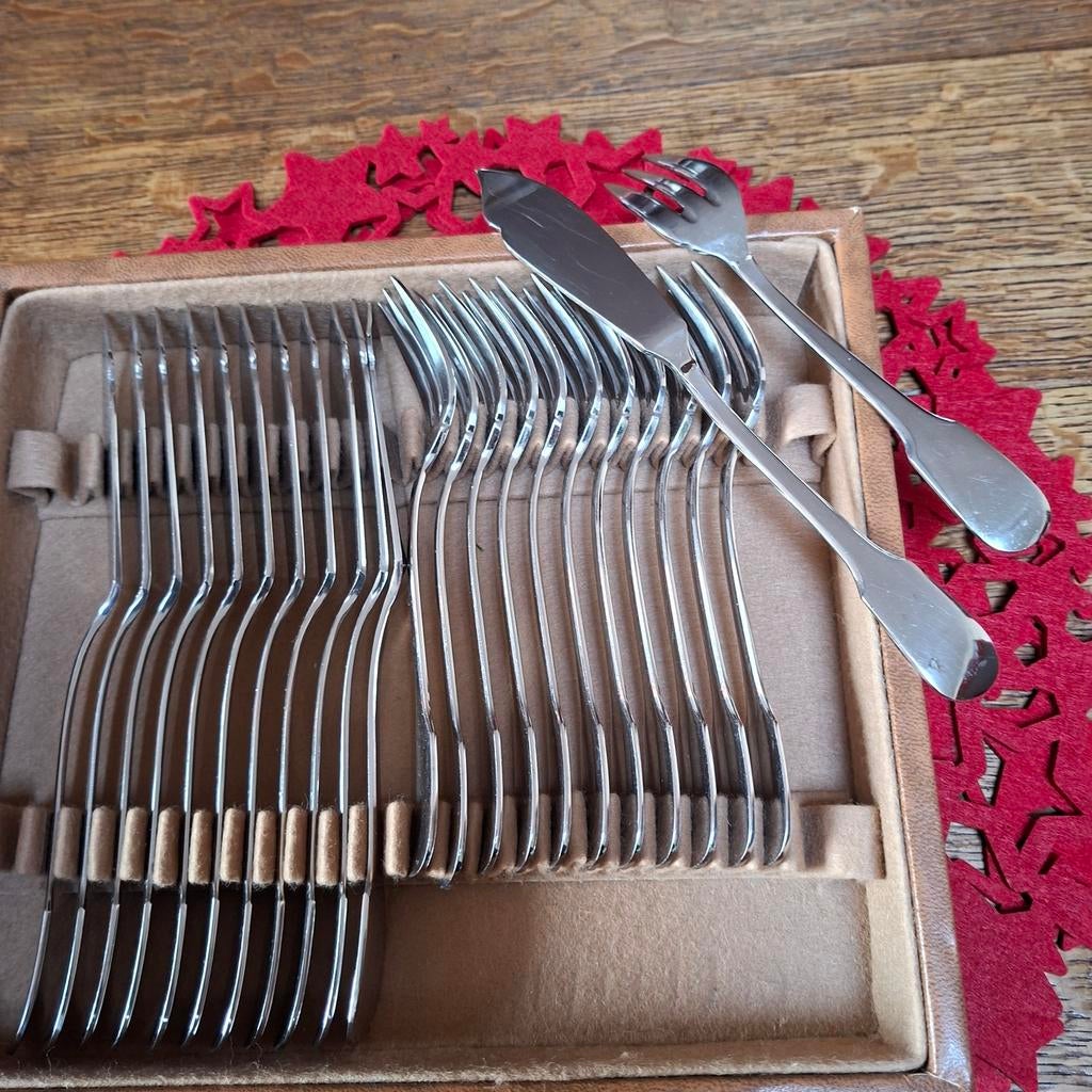 12 couverts poisson inox, Enlèvement