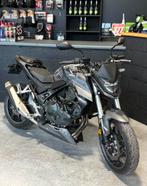Honda Hornet 750, Motos, Permis Moto A, Plus de 35 kW, 2 cylindres, Particulier
