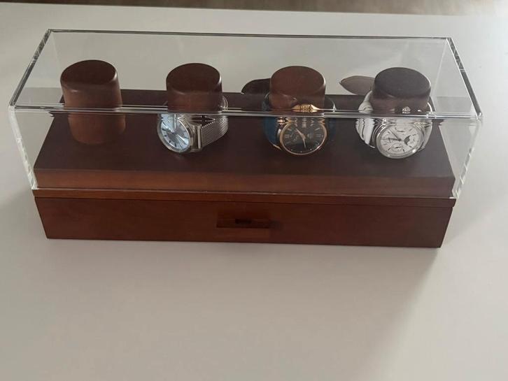 Présentoir à montres Holme and Hadfield, Bijoux, Sacs & Beauté, Montres | Anciennes | Antiquités, Enlèvement ou Envoi