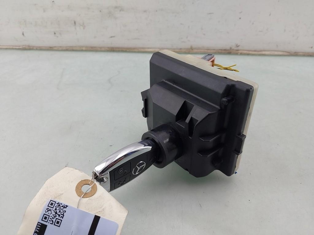 CONTACTSLOT + SLEUTEL Mercedes-Benz C (C205), Gebruikt, Mercedes-Benz