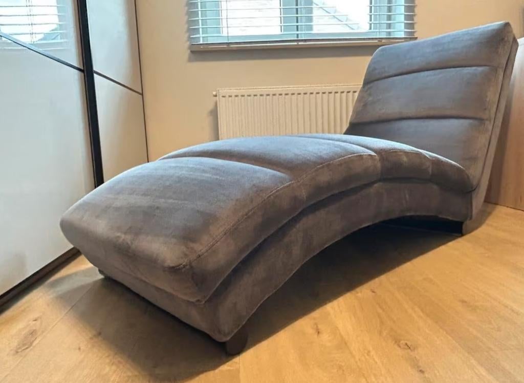 Velvet Chaise Longue Kaoni – Donkergrijs – Zo goed als nieuw, Maison & Meubles, Canapés | Sofas & Chaises Longues, Comme neuf