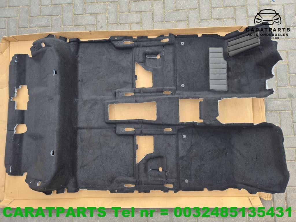 5LB863021B Audi Q4 tappijt Enyaq vloerbedekking Q4 vloer, Gebruikt, Audi, AUDI AG, Auto-Union-Strasse 1
85045  Ingolstadt, DE