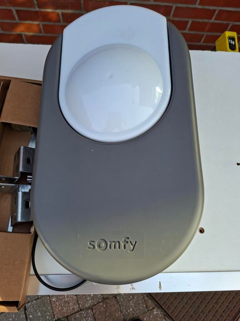 Somfy Dexxo, Ophalen