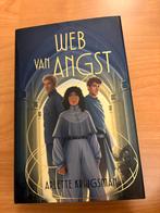 Web van Angst met Sprayed Edges, Boeken, Ophalen of Verzenden, Nieuw, Fictie