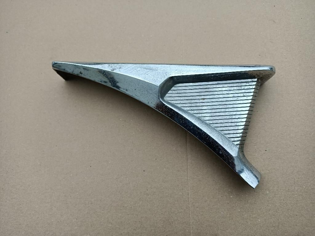 Chrome Hoek/ LH Wurlitzer 2400 (1960) jukebox, Envoi, Wurlitzer