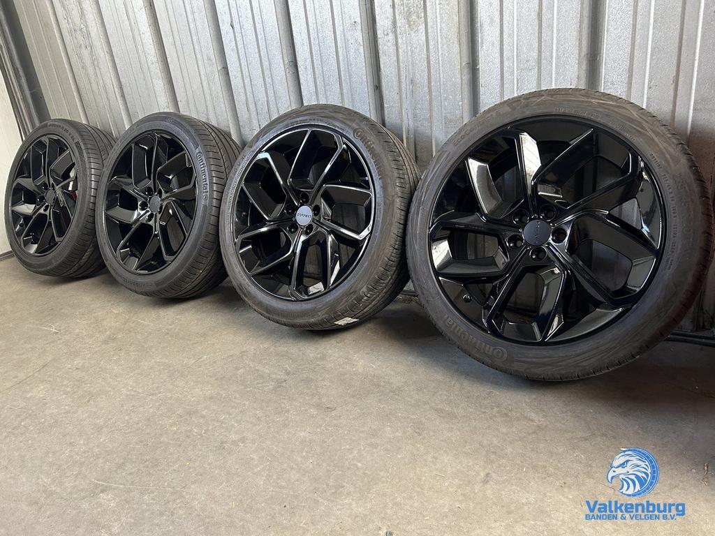 6-7mm! Originele Lynk & Co 20 inch zwarte velgen 5x108 zomer, Auto-onderdelen, Banden en Velgen, Gebruikt, -, -, Banden en Velgen