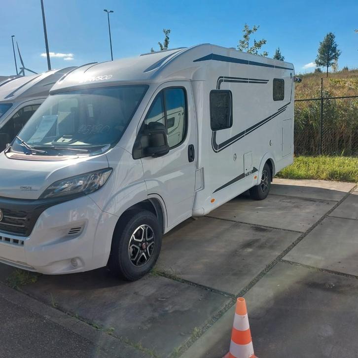 Compacte mobilehome Fiat Etrusco v6.6 Nieuw,  met twinbedden, Caravans en Kamperen, Mobilhomes, Particulier, tot en met 3, Half-integraal