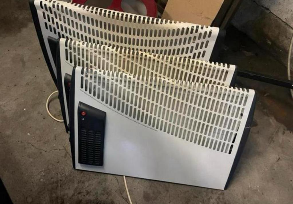 Lot de 3 radiateurs électriques muraux, Bricolage & Construction, Chauffage & Radiateurs, Enlèvement, Utilisé, 800 watts ou plus