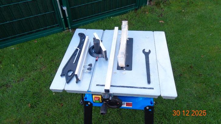 Tafel cirkel zaagmachine: nieuw, Doe-het-zelf en Bouw, Gereedschap | Zaagmachines, Zo goed als nieuw, Cirkelzaag, 1200 watt of meer