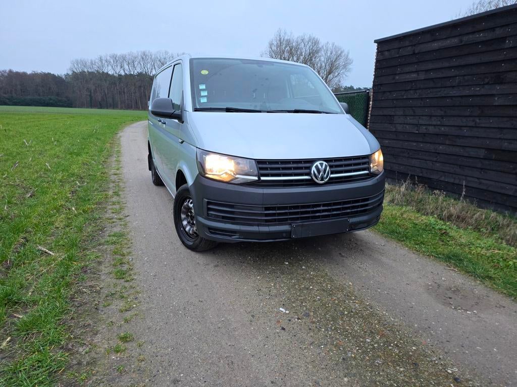 Volkswagen Transporter 2.0 TDI Euro 6B 150PK 1e Eig, Voorwielaandrijving, 4 deurs, Stof, 4 cilinders