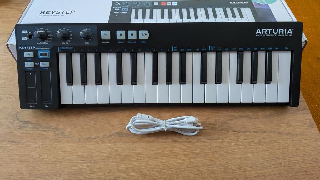 Arturia KeyStep Black Edition - séquenceur/clavier midi, Musique & Instruments, Enlèvement ou Envoi