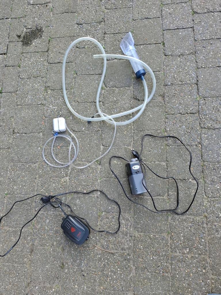 Luchtpomp en filter aquarium benodigdheden, Dieren en Toebehoren, Vissen | Aquaria en Toebehoren, Ophalen, Pomp, Filter