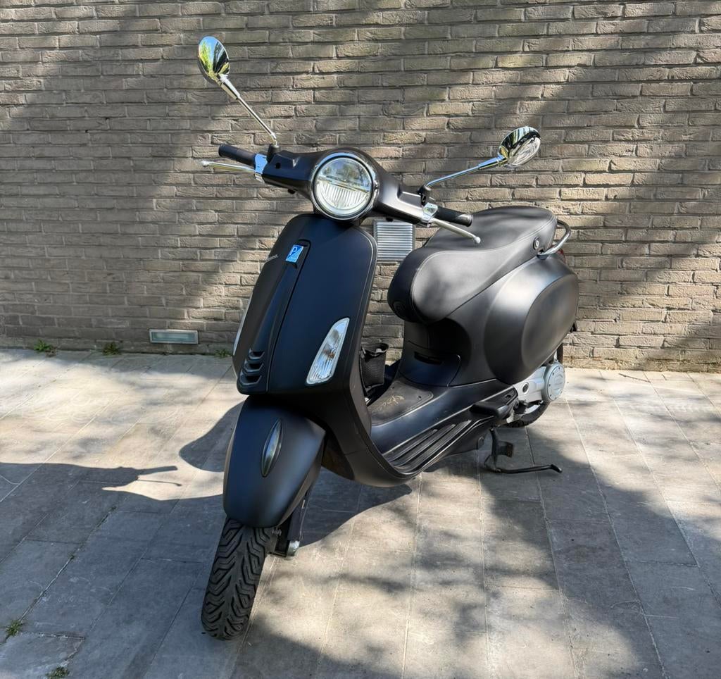 Vespa Primavera S 2022, Fietsen en Brommers, Brommers | Vespa, Zo goed als nieuw, Klasse B (45 km/u), Ophalen