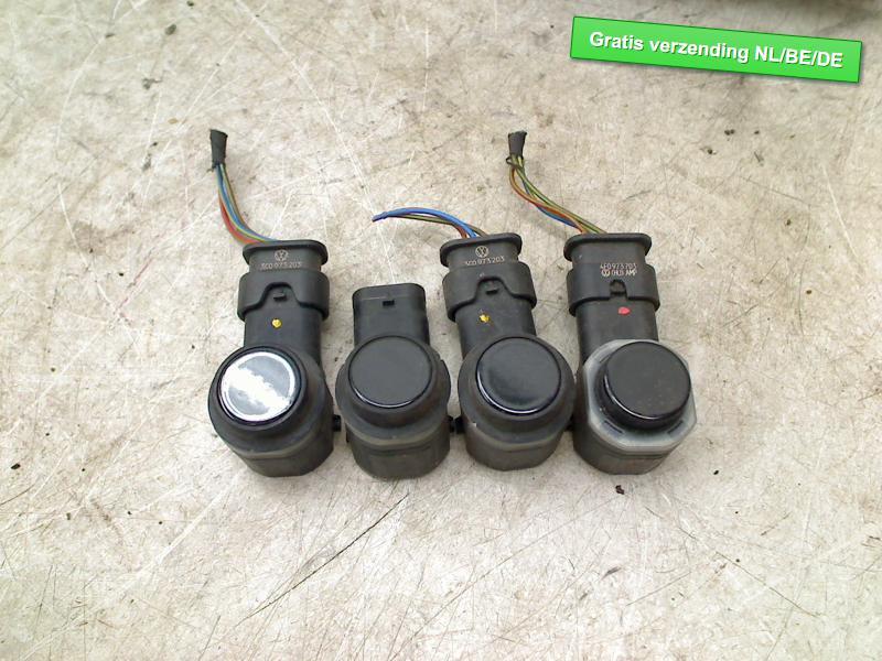 CAPTEUR AIDE AU STATIONNEMENT A4 Avant (B8) (4H0919275), Dhr. R. de Gouw, Audi, Utilisé, De Bloemendaal 21 21
5221 EB  'S HERTOGENBOSCH, NL